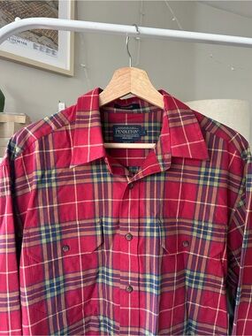 Pendleton Bridger Red Plaid Men's Button-Up Shirt Wool / Cotton Blend